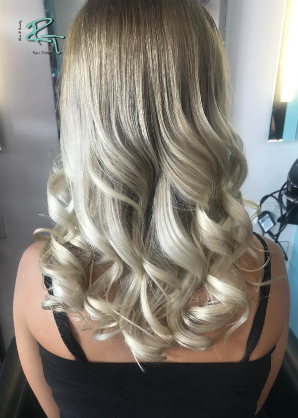 long blonde waves